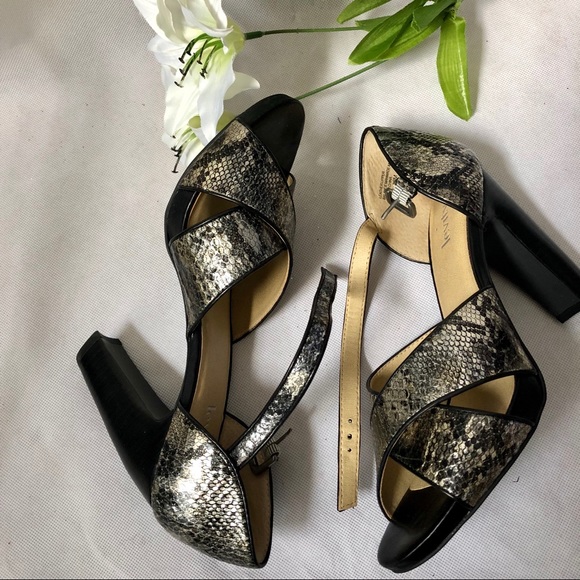 Cool  Vintage Levity Heels - Picture 3 of 8